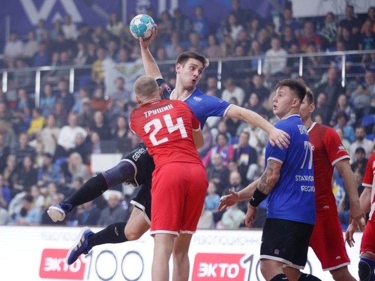 Хозяева уверенно удерживали нити игры в своих руках и довели дело до нужного результата