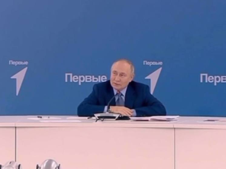 Путин рассказал, как мама в детстве ставила его в угол