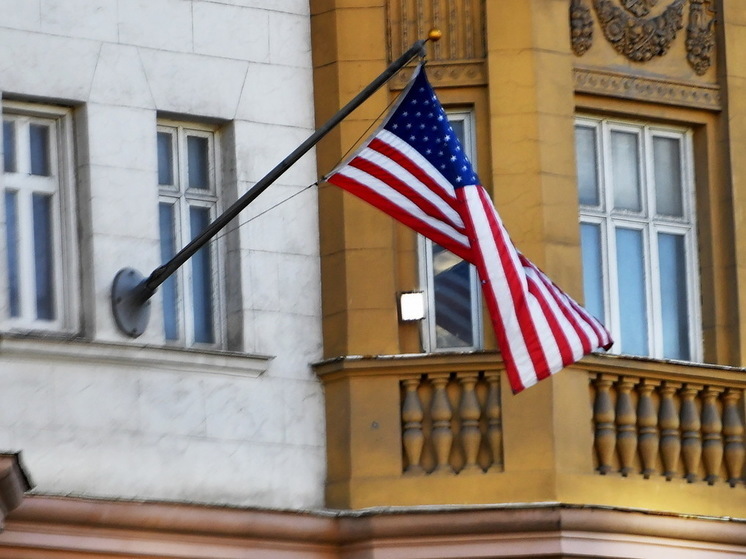 Директор ФБР пожаловался на засилье в США российских шпионов