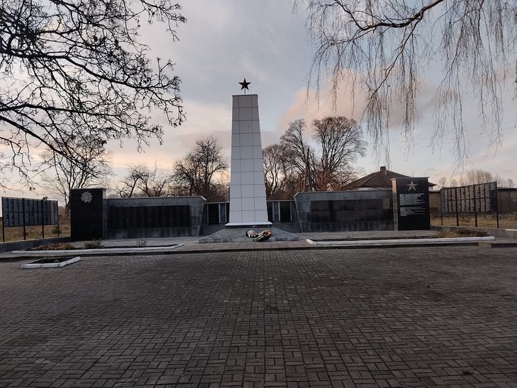 На мемориале в курской Ольховатке установили 48 новых гранитных плит