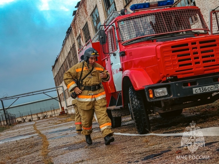 В Астрахани спасатели «тушили пожар» в исправительной колонии