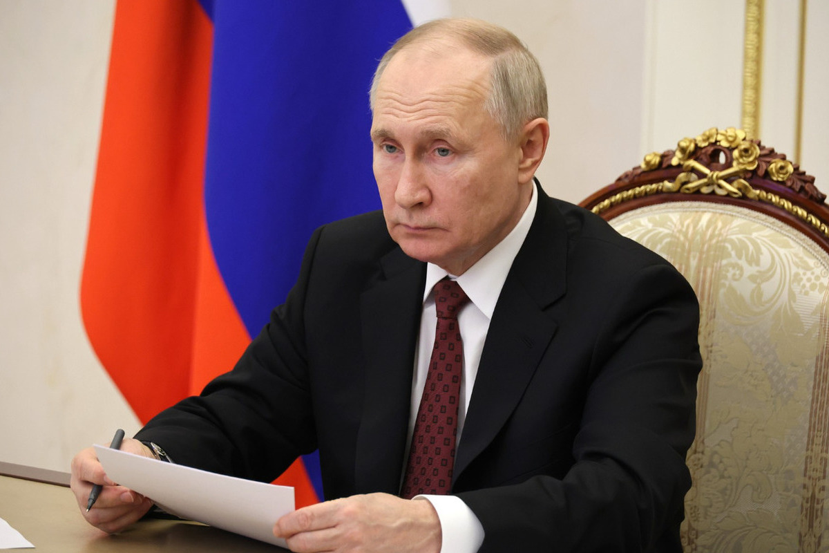 Bloomberg: Putin's visit to Saudi Arabia indicates failure of US strategy