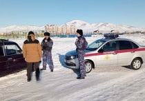 Неизвестные лица угнали автомобиль из гаража в селе Петропавловка Джидинского района Республики Бурятия