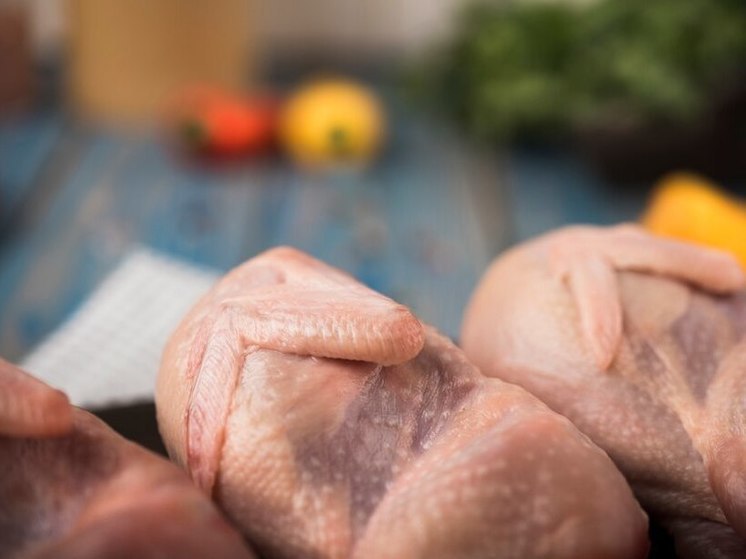 Бердчане пожаловались депутату Хасанову на дорогую курицу