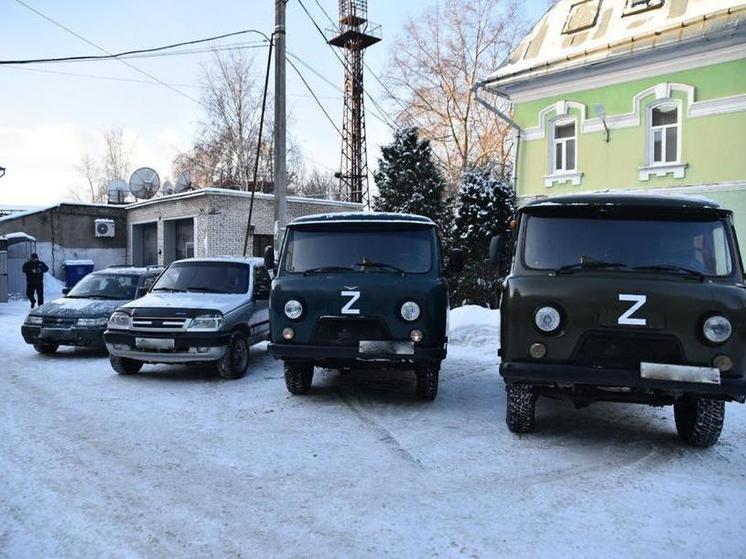 Предприниматели Вологды передали в зону СВО автомобили
