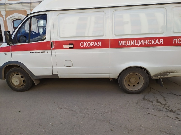 Двух женщин, нарушивших правила перехода дороги, сбили в Вологде