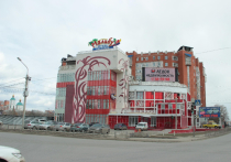 В Омске построили деловой центр недалеко от клуба "Малибу" по улице Орджоникидзе