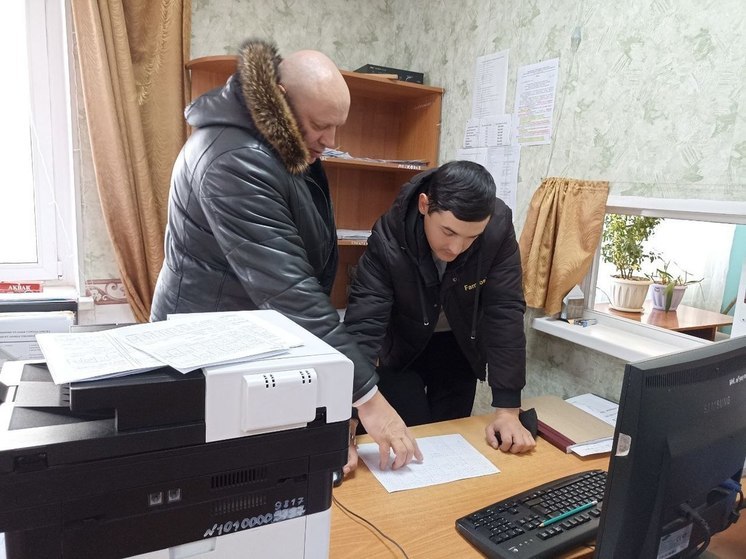 Мэр Омска Сергей Шелест планирует повысить заработную плату дорожным рабочим