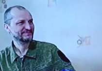 В Луганске совершено покушение на депутата Народного Совета ЛНР Олега Попова, пишет Mash