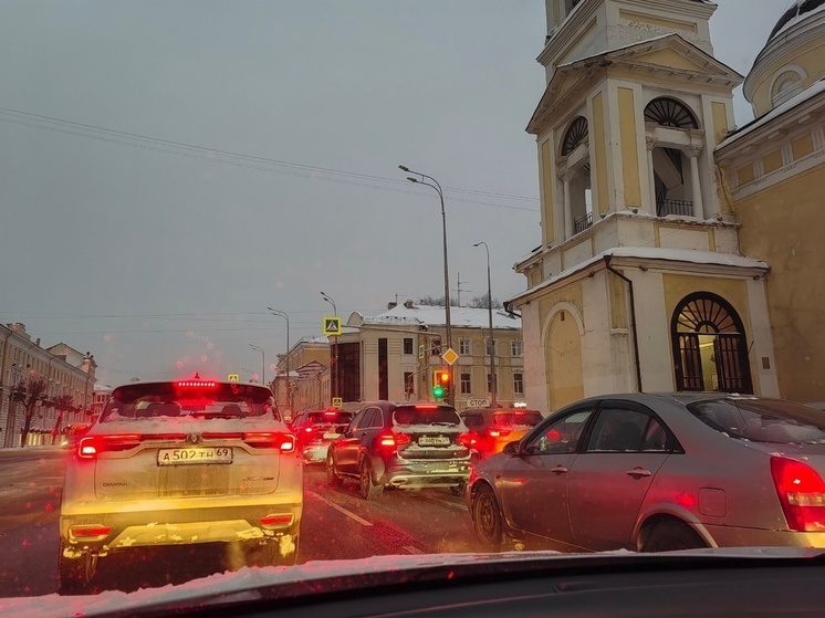 На пересечении Тверского проспекта и Советской улицы открыли поворот налево