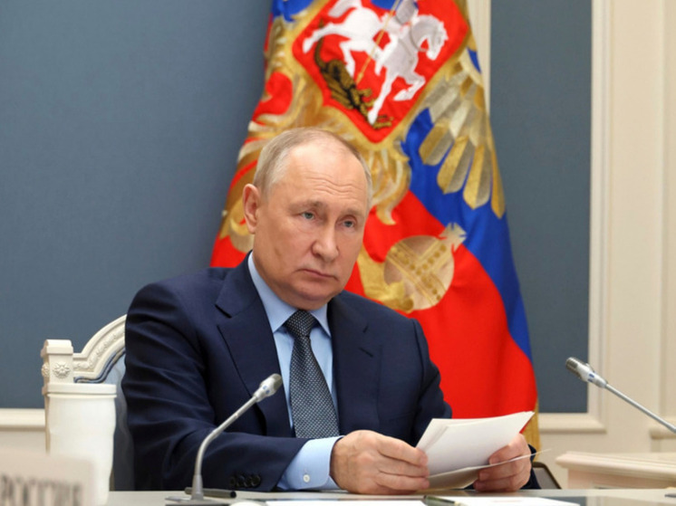 NBC: Путин смеется над США, скатывающимися в хаос из-за Украины