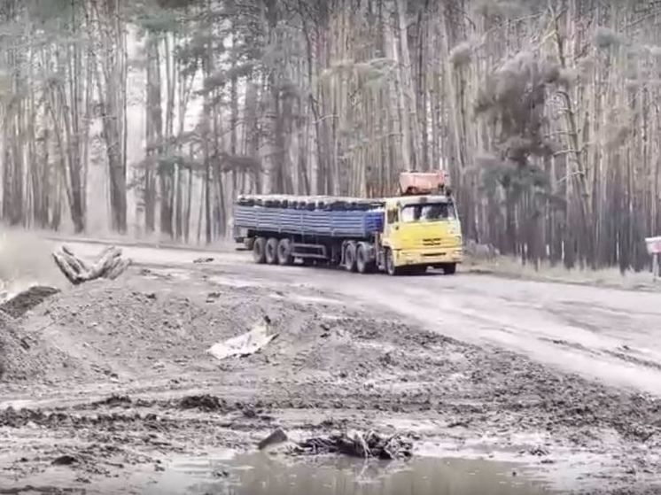 Из Орловской области в зону СВО отправили 100 печей-буржуек и 20 тонн воды