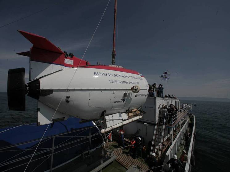 Главком ВМФ РФ заявил о возросших угрозах в Арктике из-за расширения НАТО