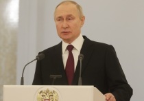 Президент РФ Владимир Путин в ходе своего выступления на форуме ВТБ «Россия зовет!» заявил, что заработная плата в РФ по состоянию на сегодняшний день выросла на 7%, а реальные доходы – на 4,4%