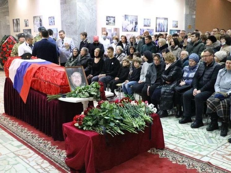 В Уфе простились с известным торакальным хирургом, погибшим в зоне СВО