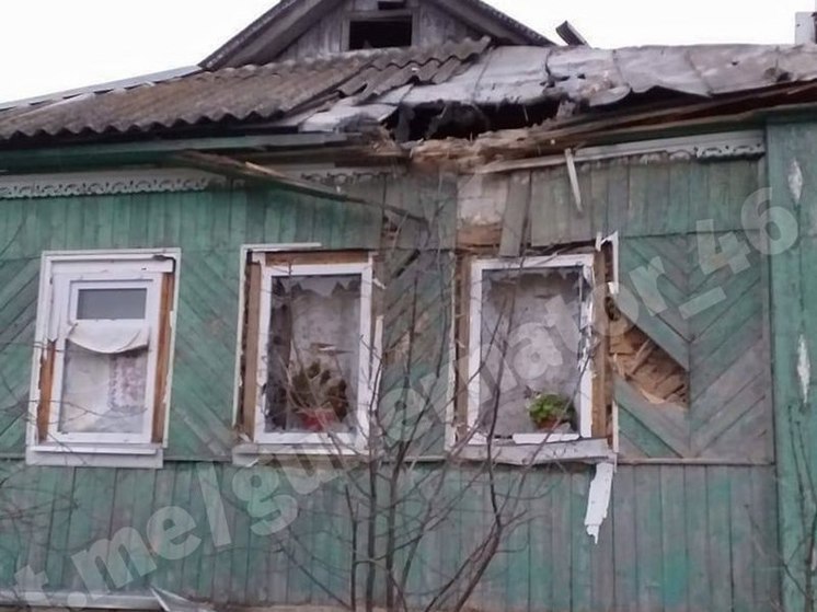 Два дома повреждены при обстреле ВСУ деревни Елизаветовка в Курской области