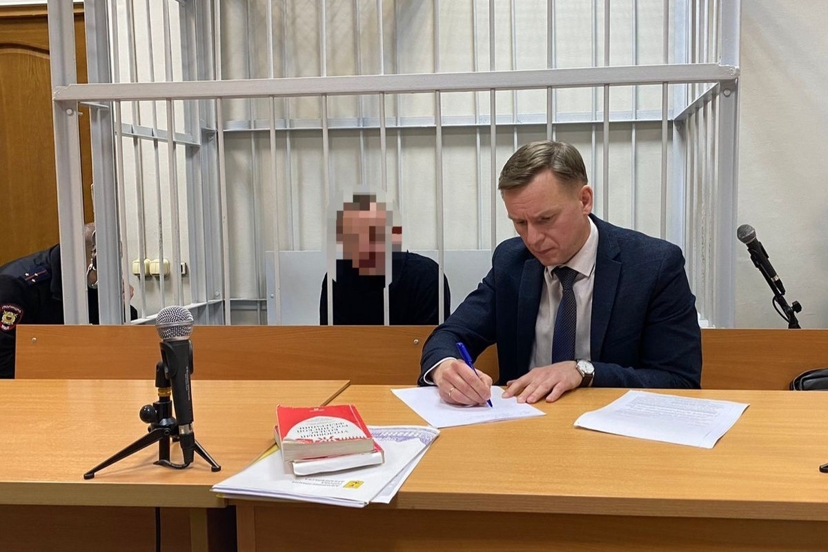 Сотрудник администрации Архангельска взят под стражу за взяточничество