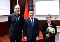 Почетную награду семье Никитиных вручил губернатор Московской области Андрей Воробьев
