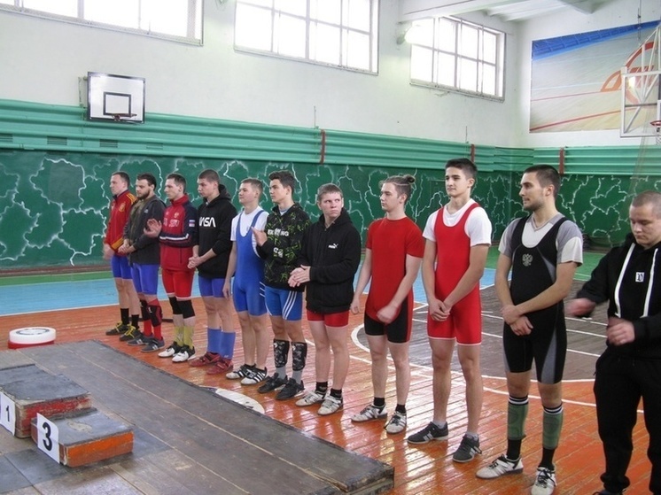 Кубок по тяжелой атлетике прошел в ДНР