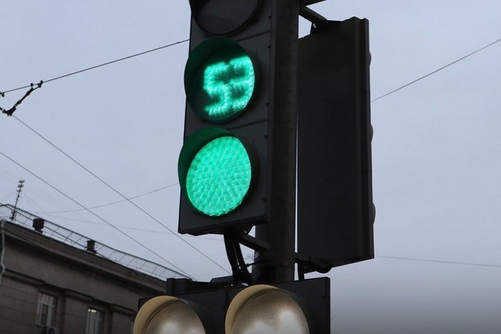 В Курске установлено три интеллектуальных светофора