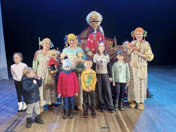 Кукольный театр из Бурятии побывал на гастролях в новых регионах России