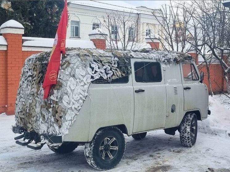 В Орле митрополит Тихон освятил УАЗ для участников СВО