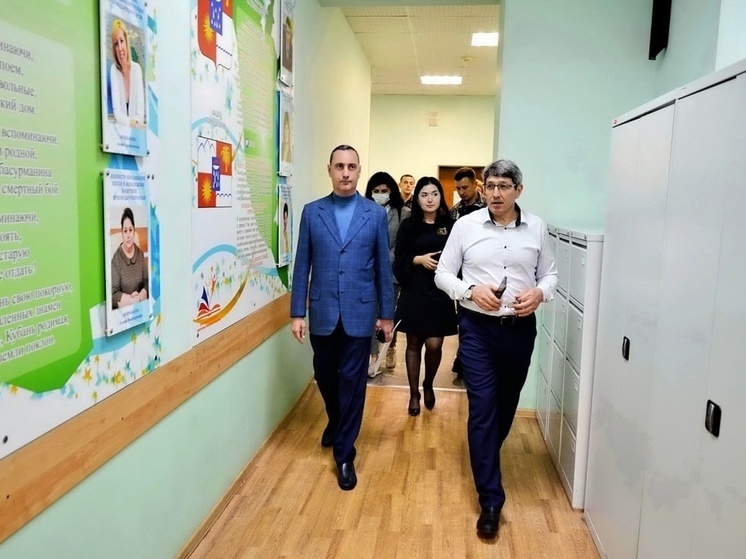 Депутат ЗСК Виктор Тепляков оказал поддержку сочинскому образовательному центру для получения субсидий