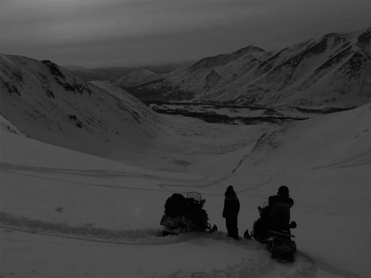 Mash: сын экс-министра Хакасии насмерть замерз во время тура на снегоходах