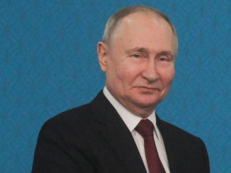 Песков: россияне просят Путина снова баллотироваться в президенты