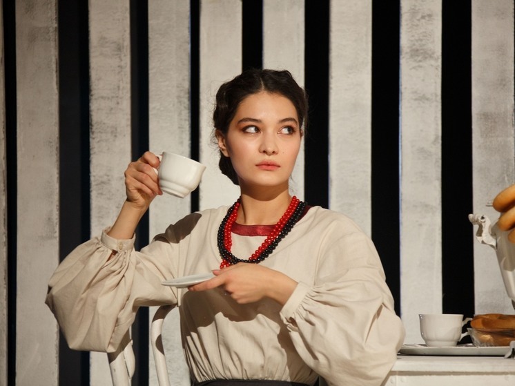 Новая актриса Русского драмтеатра в Улан-Удэ рассказала о своих ролях и хобби