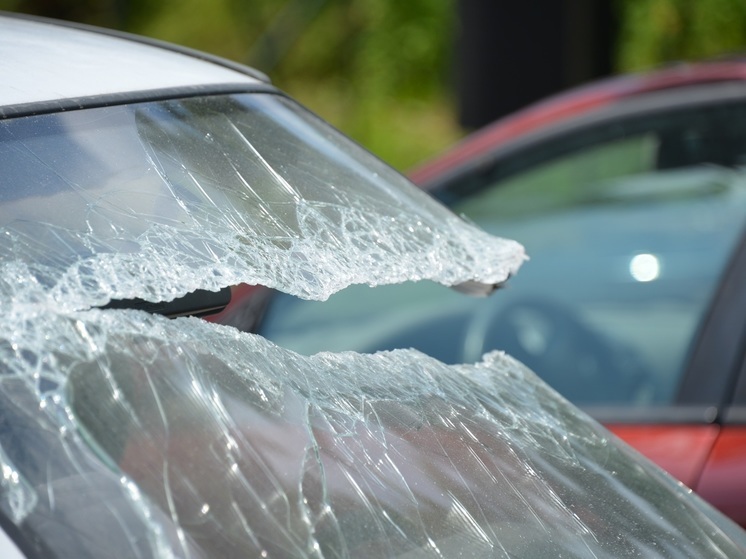 Школьник в Карелии разбил и поджег чужую машину ради забавы