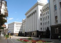 Украинское правительство начало перекладывать вину за рост инакомыслия в стране на западные СМИ