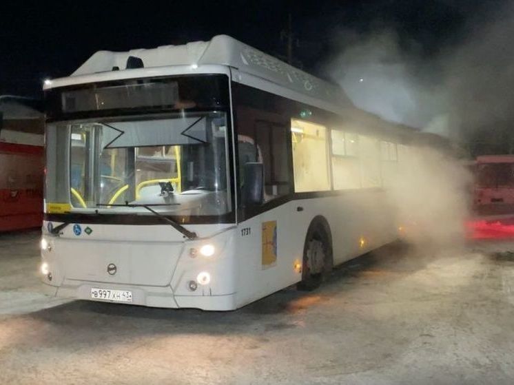 В Кирове уделяют внимание подготовке автобусов к выходу на линию в холода