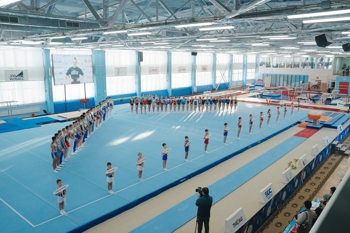 В Ленинске-Кузнецком обновили гимнастический манеж