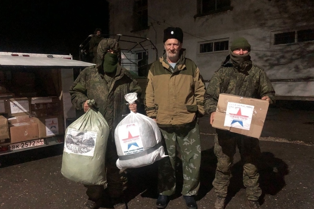Костромские казаки отправили в зону СВО очередной гуманитарный груз