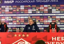 Главный тренер самарских «Крыльев Советов» Игорь Осинькин прокомментировал поражение от московского «Спартака».