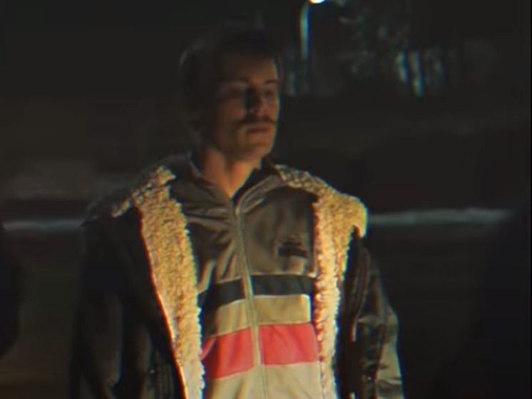 В Омске за 15 тысяч рублей продают олимпийку как в сериале «Слово пацана»