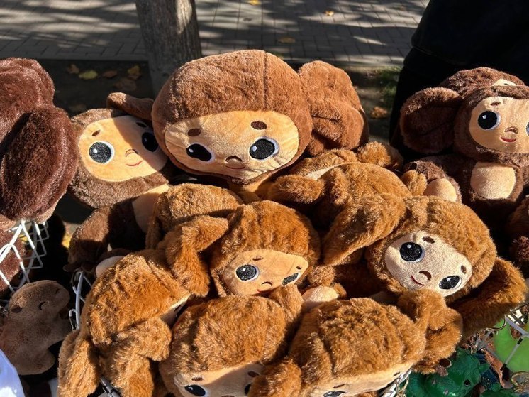 Чебурашка и фигуристы на льду откроют новогодний сезон в Кисловодске