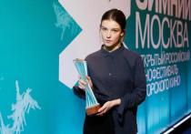На втором Открытом фестивале авторского кино «Зимний», проходившем в Москве, главную награду получила драма «Панические атаки» Ивана И