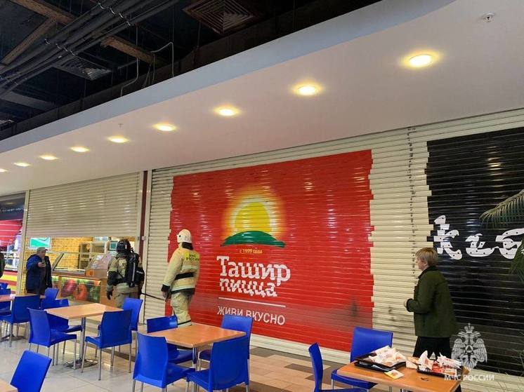 Из торгового комплекса «Центральный» в Уфе эвакуировали 500 человек