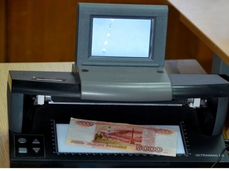 В Духовщине обнаружили фальшивую купюру