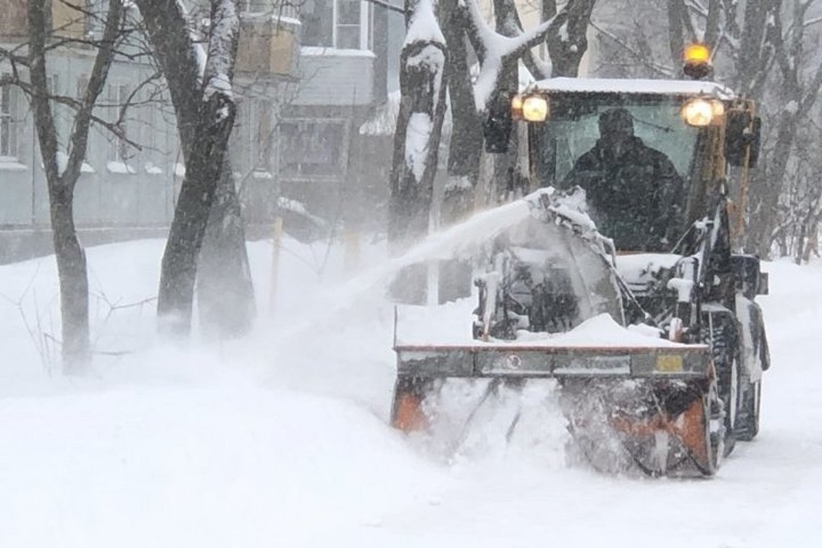График уборки снега опубликовал мэр Вологды Сергей Воропанов