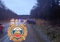 В Корсаковском районе утром 9 декабря произошло ДТП с участием автомобиля Suzuki Escudo