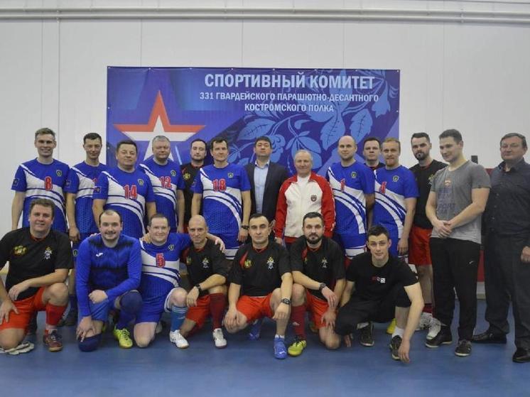 Костромские правоохранители сразились  в футбольном матче