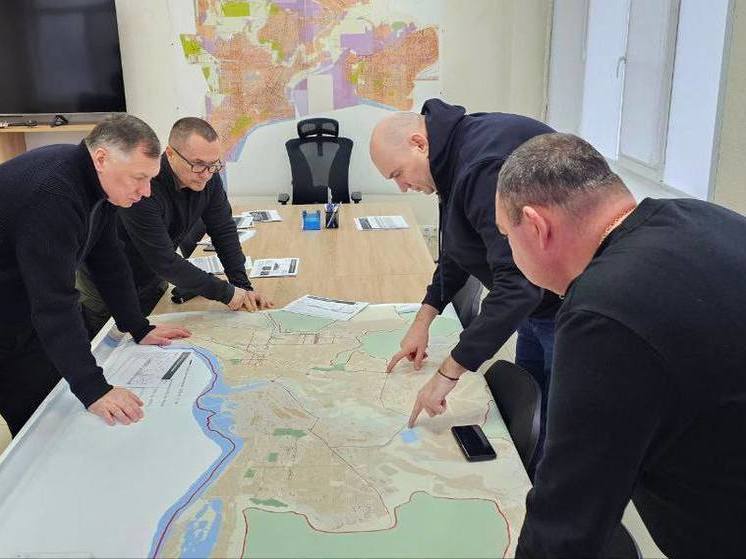 Марат Хуснуллин проинспектировал ход восстановления Мариуполя