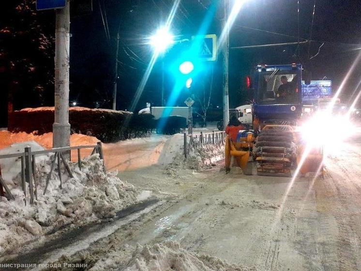 Прошедшей ночью с улиц Рязани вывезли 2186 кубометров снега