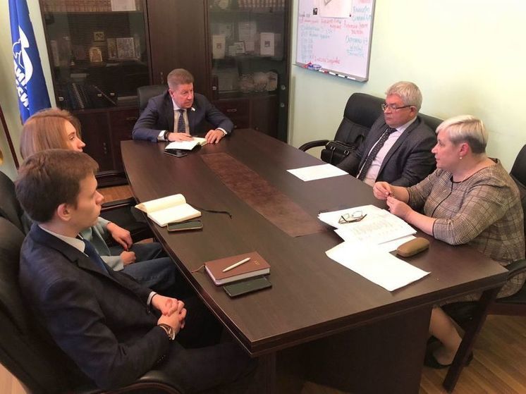 Алексей Ситников провел рабочее совещание по участию региона в федеральном проекте «Профессионалитет»