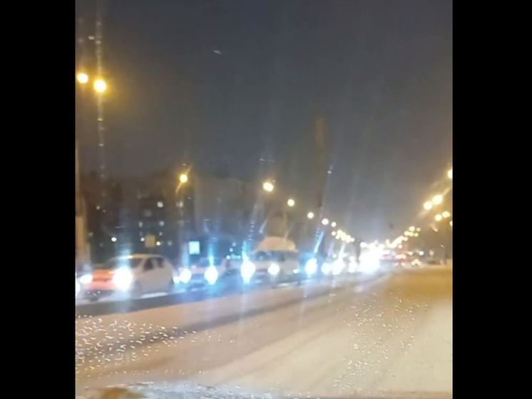 Пензенцы сообщают об огромных пробках из-за снегопада
