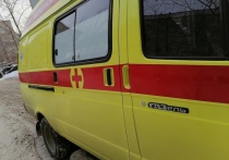 В одну из больниц Орска бригада скорой помощи доставила мужчину с закрытыми переломами 12 ребер, пневмотораксом, многочисленными ушибами
