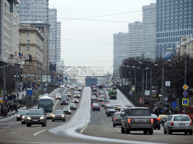 На Новом Арбате произошло серьезное ДТП0